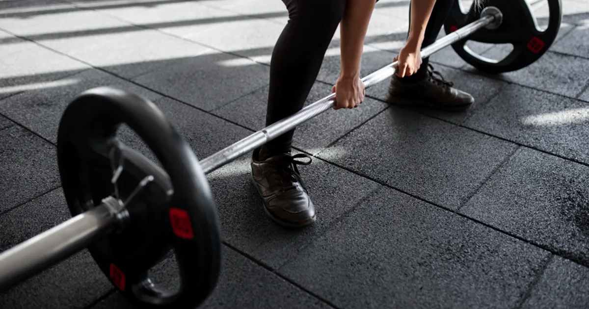 Portada del artículo Estrategia barbell: equilibrando pesos